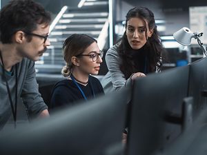 NIS2 UmsuCG_Cybersicherheit_TA Triumph-Adler